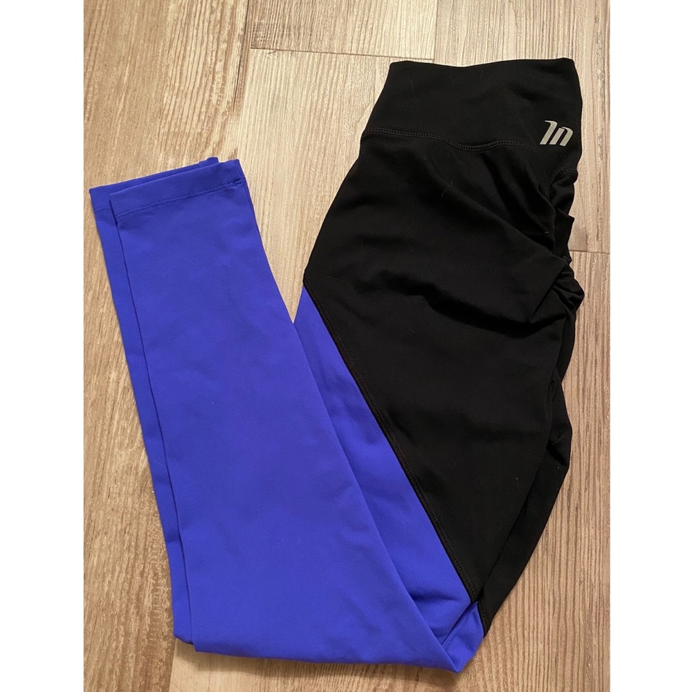 MN Leggings